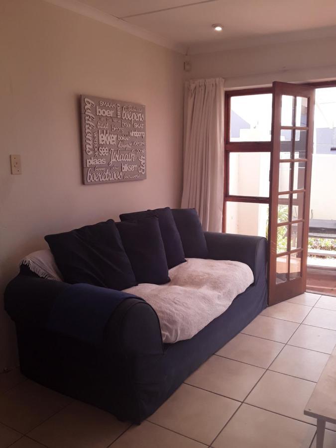Mclaren Self Catering Apartment Gansbaai Bagian luar foto
