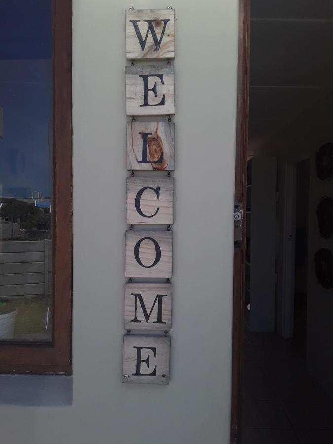Mclaren Self Catering Apartment Gansbaai Bagian luar foto