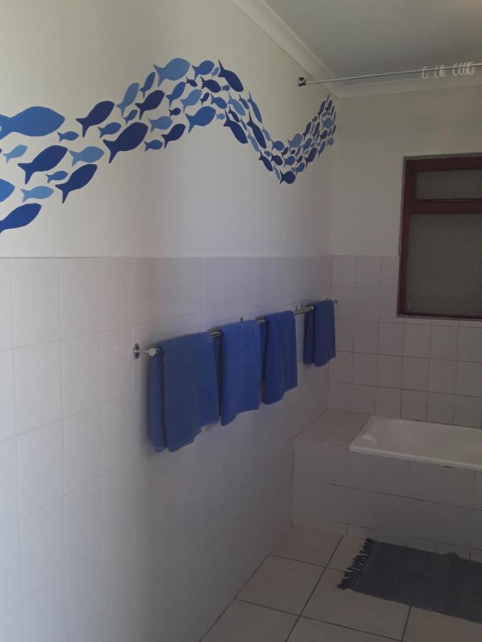 Mclaren Self Catering Apartment Gansbaai Bagian luar foto